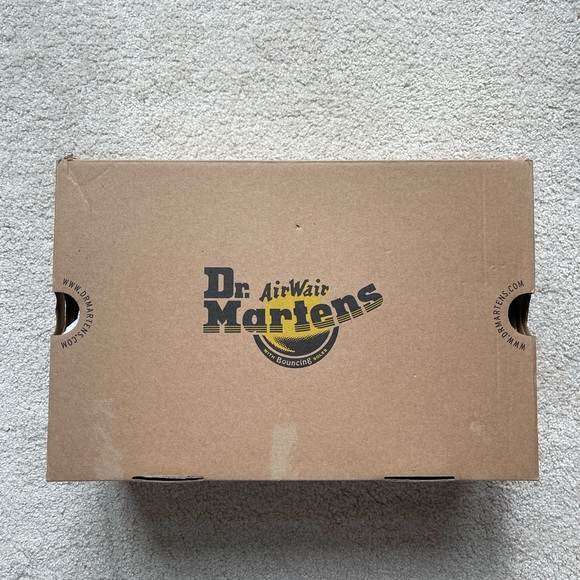 ‼️SOLD‼️ Dr. Martens Shoes - Picture 4 of 4